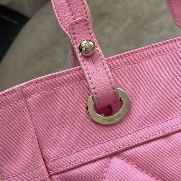 Authentic  *Chanel* COQUETTE-GIRL Barbie-Pink Sm Paris Biarritz Tote READ - Picture 3 of 16